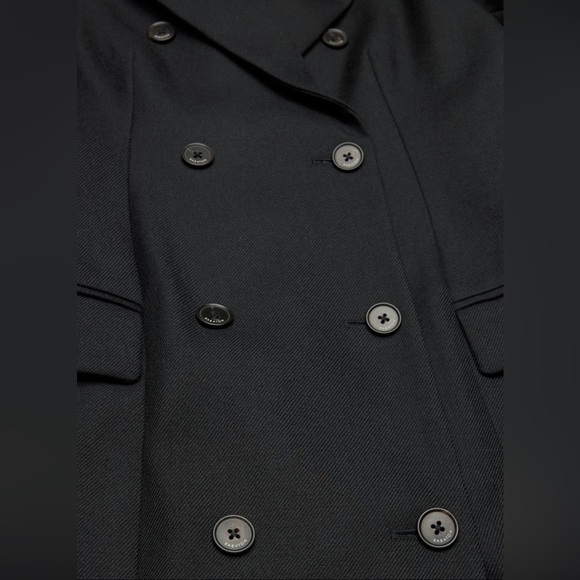 Aritzia Babaton Figure Coat NWT - Picture 6 of 16